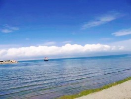 青海湖,简介_青海湖简介着重介绍了青海湖哪些方面的内容