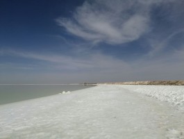 察尔汗盐湖图片哪个省_察尔汗盐湖最佳旅游时间
