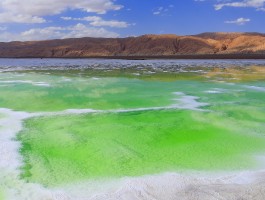 青海翡翠湖明天天气预报图_青海翡翠湖明天天气预报图片查询