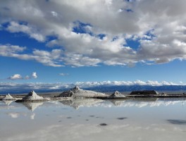 茶卡盐湖最佳旅游时间是7~8月的原因及短视频助推的简单介绍