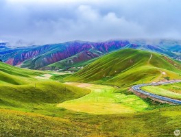 卓尔山旅游攻略必玩的景点_卓尔山旅游攻略必玩的景点推荐