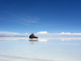 「乌尤尼盐湖旅游攻略」乌尤尼盐湖的气候特点✅